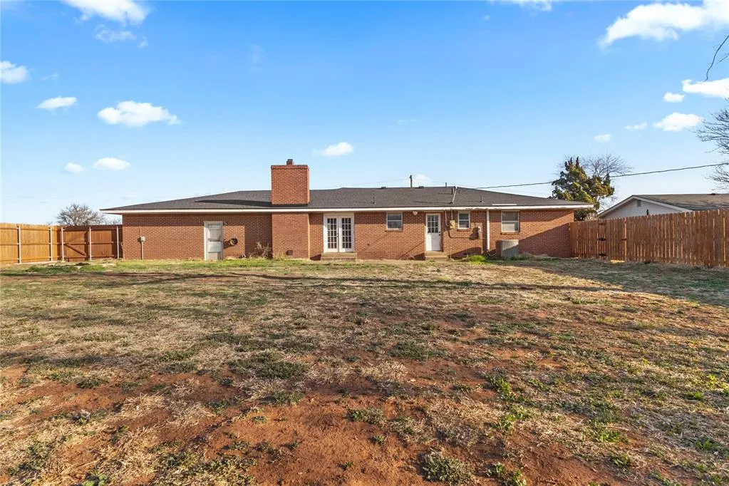 Photo 25 — 818 W 4th Street, Custer City, OK 73639