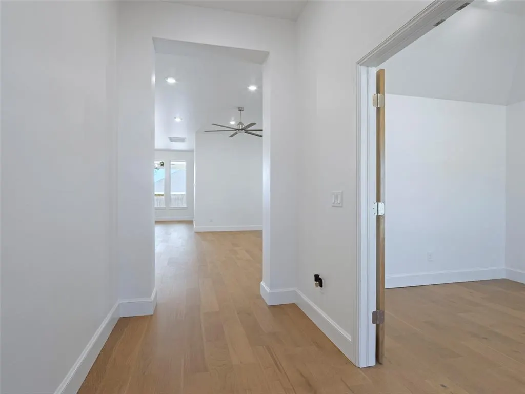 Photo 4 — 16301 Dakota Drive, Oklahoma City, OK 73170