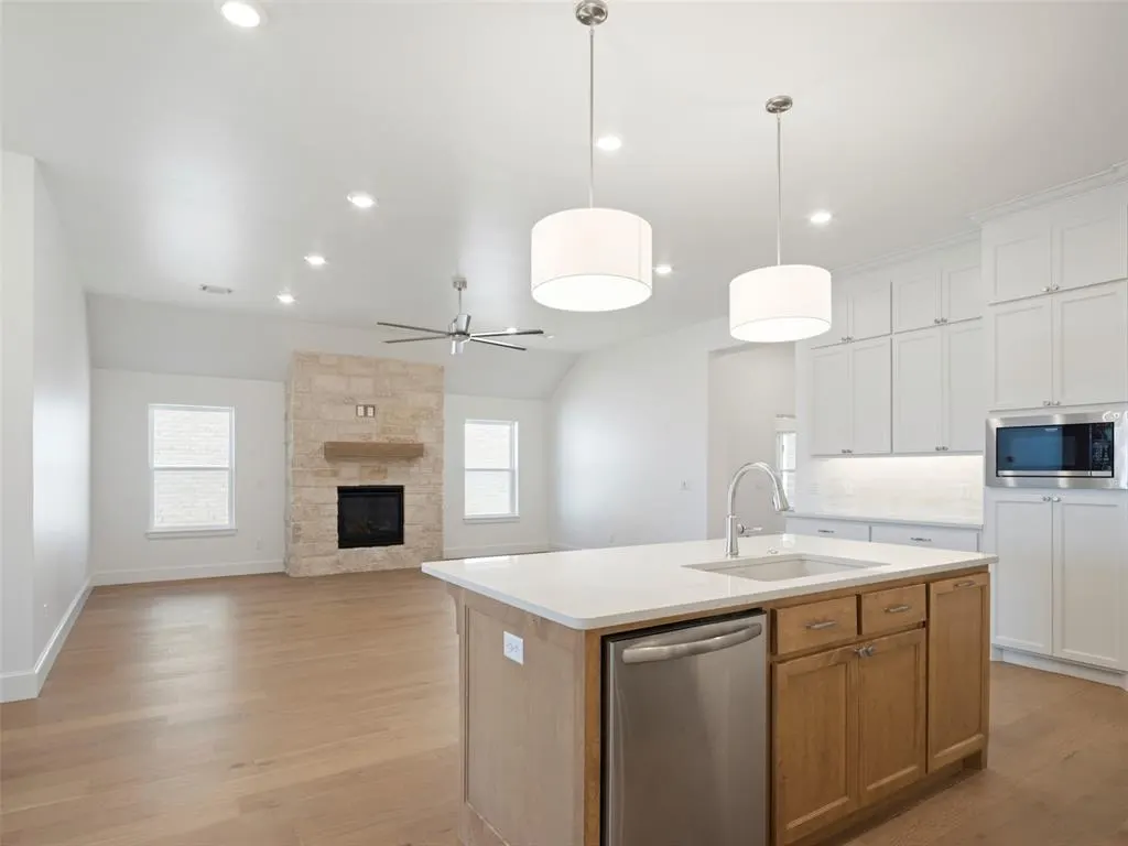 Photo 15 — 16301 Dakota Drive, Oklahoma City, OK 73170