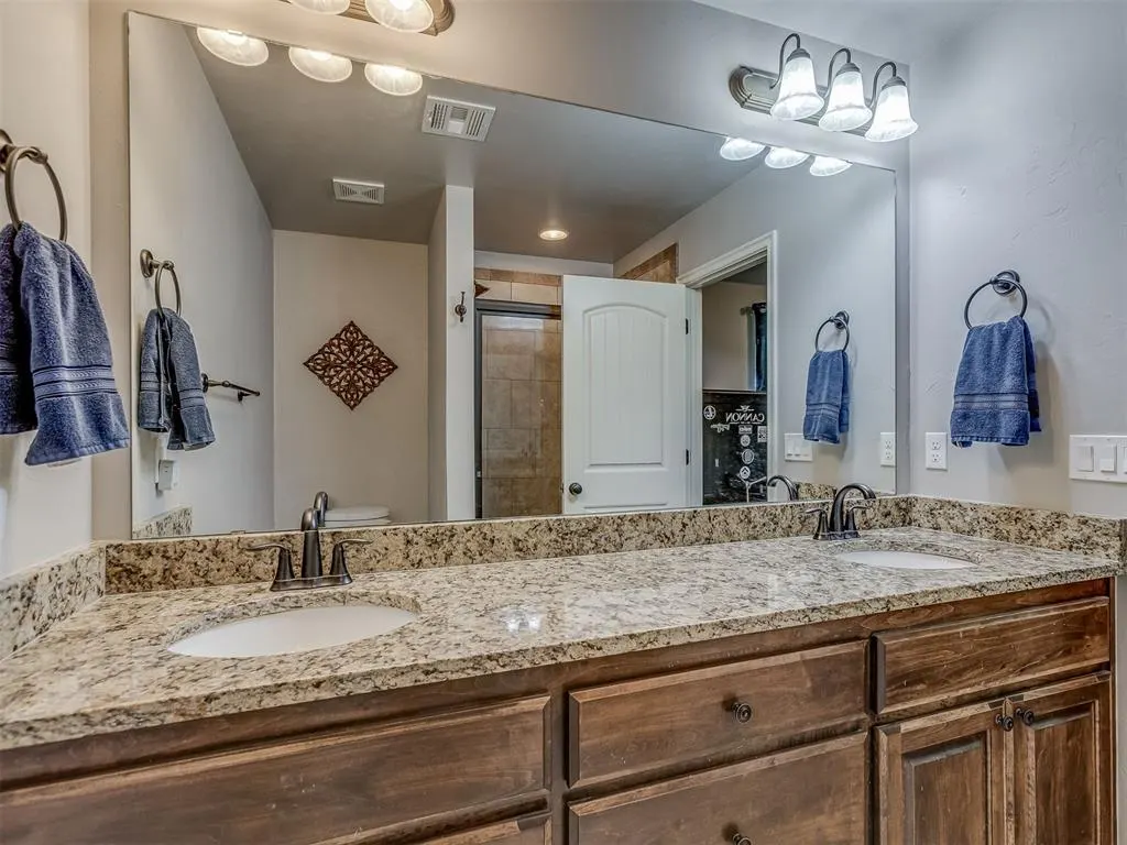 Photo 17 — 5888 Timberland Crossing, Guthrie, OK 73044