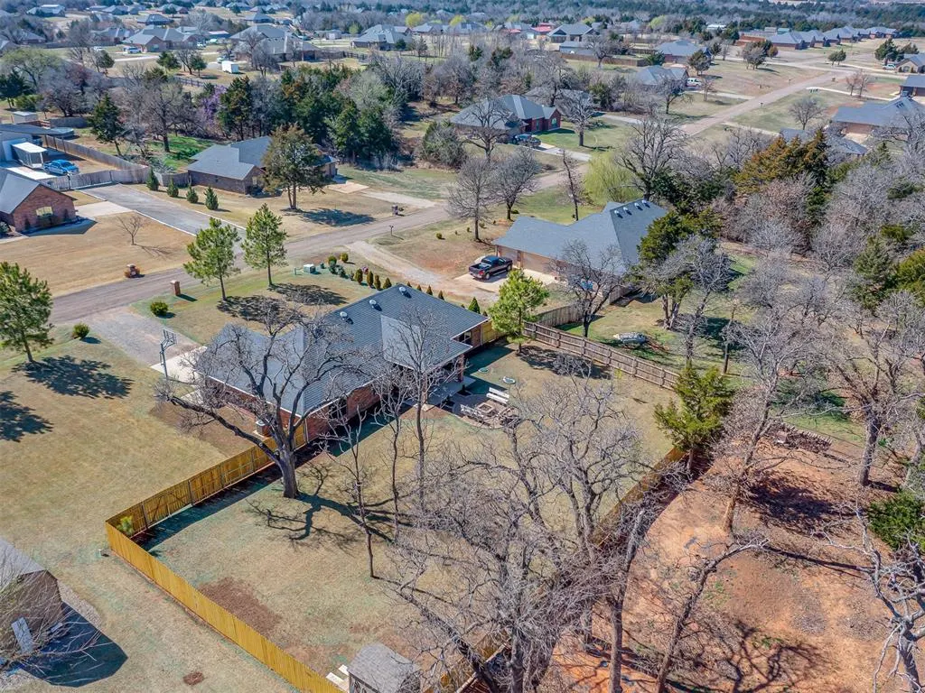 Photo 35 — 5888 Timberland Crossing, Guthrie, OK 73044