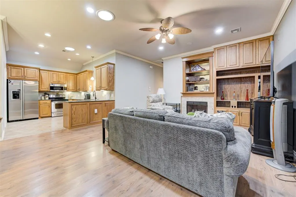Photo 5 — 504 N Russell Terrace, Mustang, OK 73064