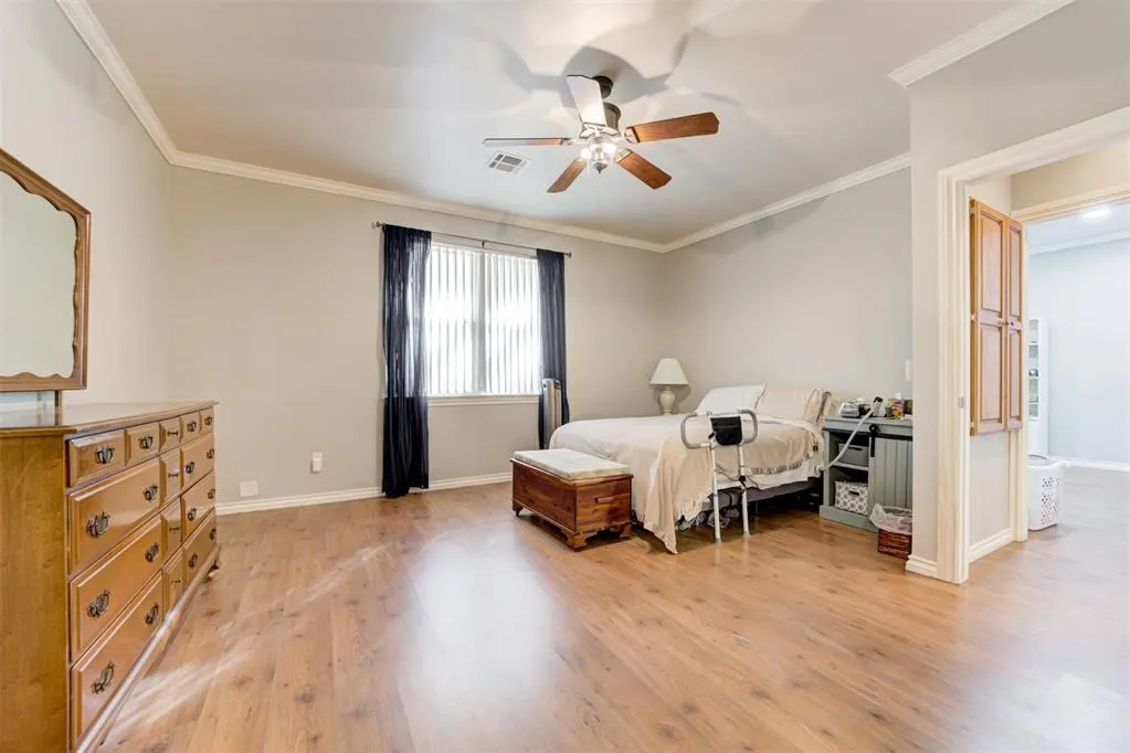 Photo 11 — 504 N Russell Terrace, Mustang, OK 73064