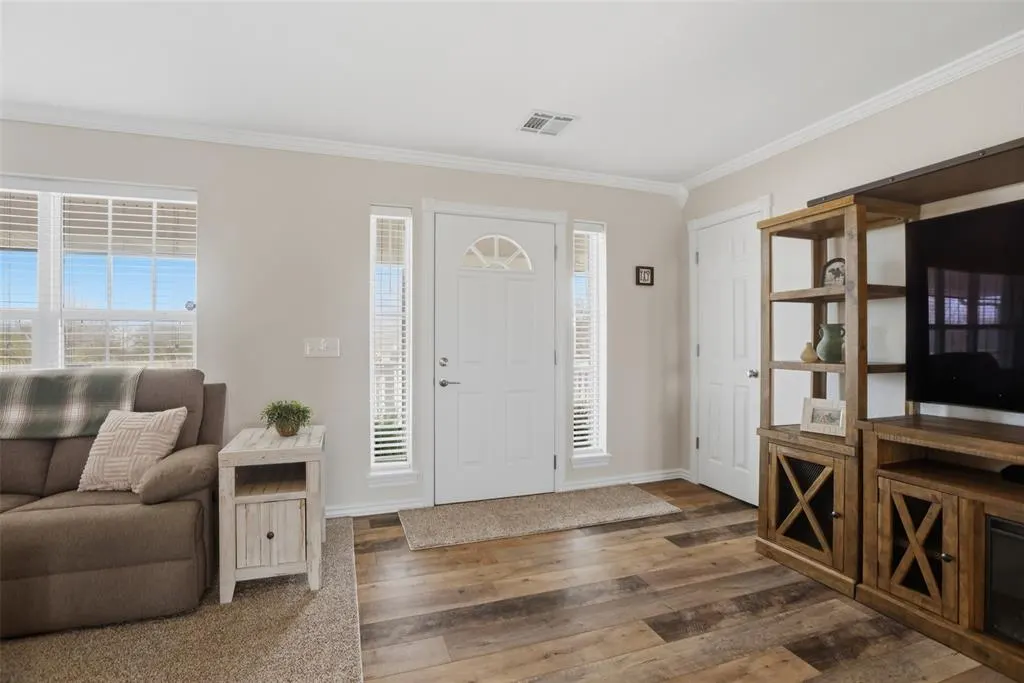 Photo 9 — 1415 N Santa Fe Road, Davenport, OK 74026