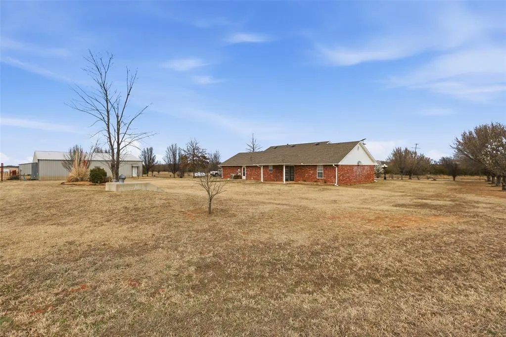 Photo 38 — 1415 N Santa Fe Road, Davenport, OK 74026