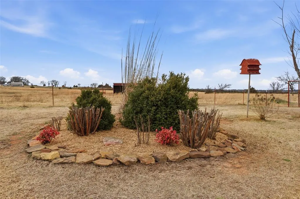 Photo 40 — 1415 N Santa Fe Road, Davenport, OK 74026