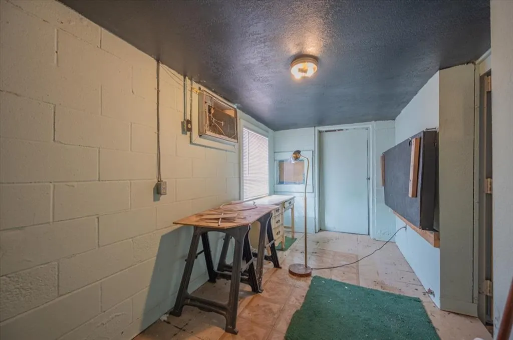 Photo 10 — 2216 SW 14th Street, Oklahoma City, OK 73108