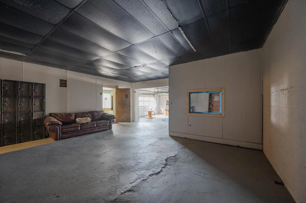 Photo 2 — 2216 SW 14th Street, Oklahoma City, OK 73108