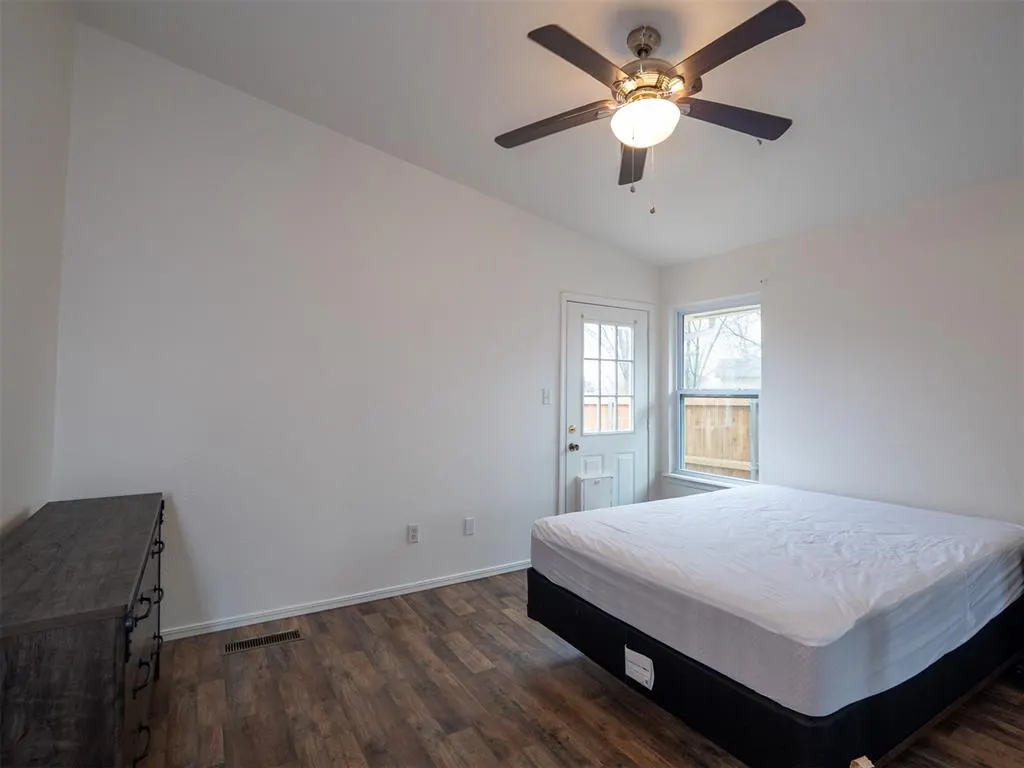 Photo 10 — 828 Golden Eagle Drive, Norman, OK 73072