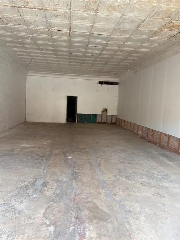 Photo 3 — 116 S 5th Street, Chickasha, OK 73018