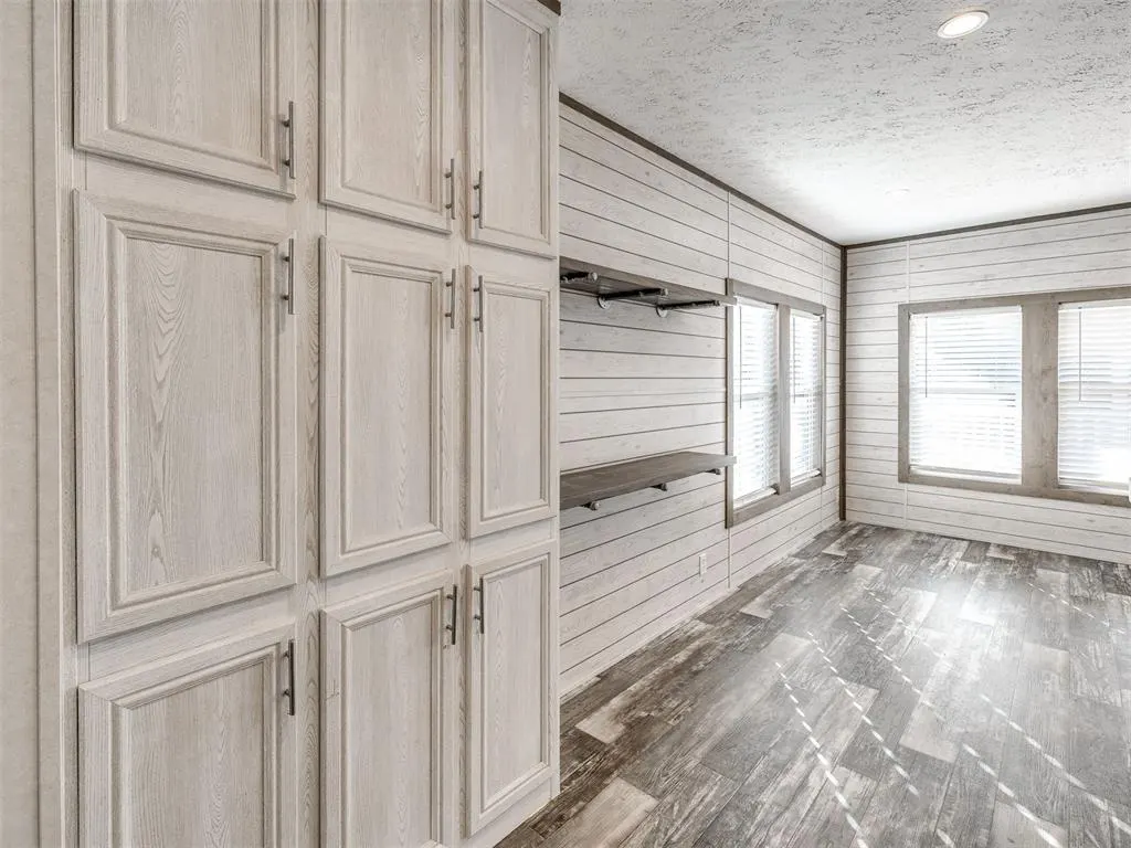 Photo 18 — 3063 E 108th Road, Wellston, OK 74881