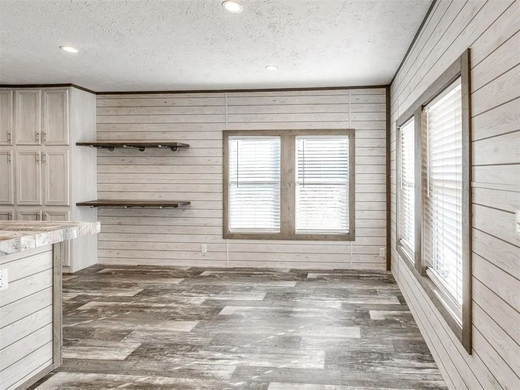Photo 35 — 3063 E 108th Road, Wellston, OK 74881