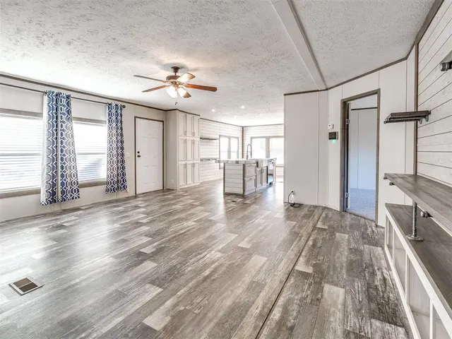 Photo 8 — 3063 E 108th Road, Wellston, OK 74881