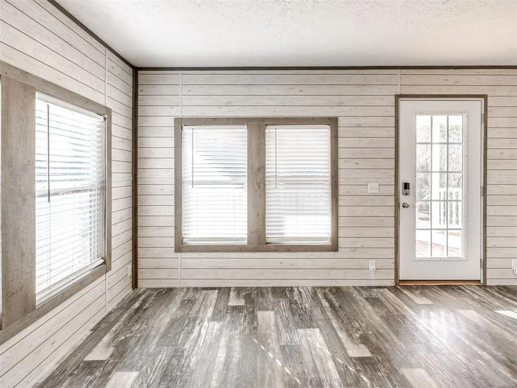 Photo 12 — 3063 E 108th Road, Wellston, OK 74881