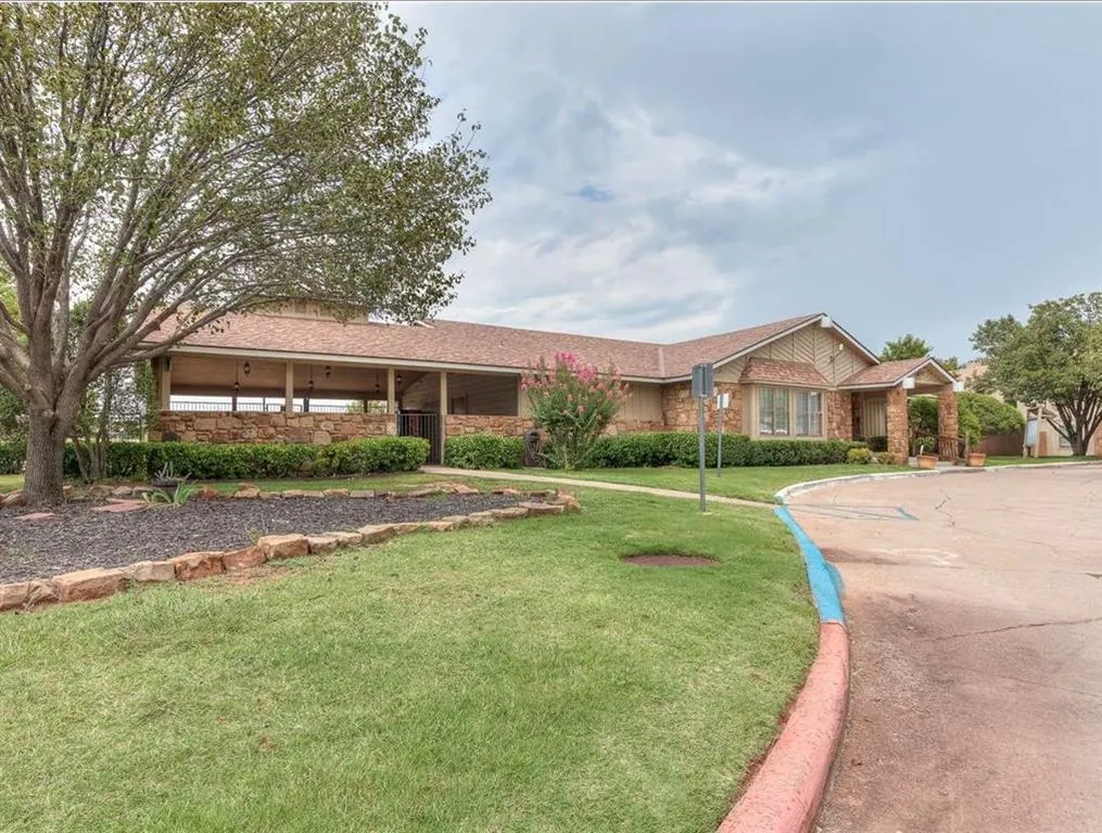 Photo 42 — 14335 N Pennsylvania Avenue 33C, Oklahoma City, OK 73134