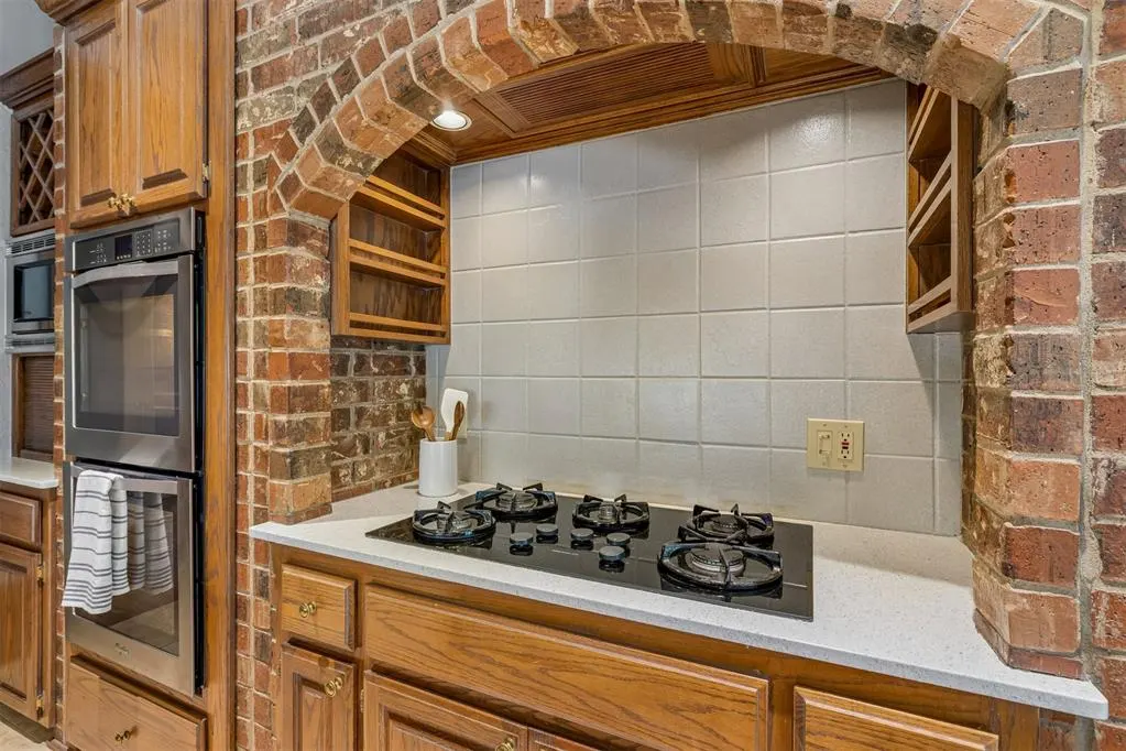 Photo 17 — 1412 Hunters Creek Road, Edmond, OK 73003