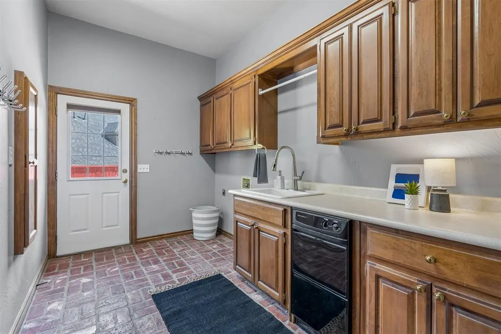 Photo 42 — 1412 Hunters Creek Road, Edmond, OK 73003