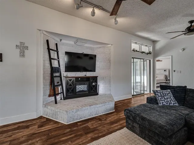 Photo 2 — 20836 SE 149th Street, Newalla, OK 74857