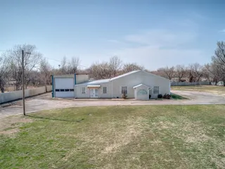 Sold home at 4301 S Lindsay Avenue