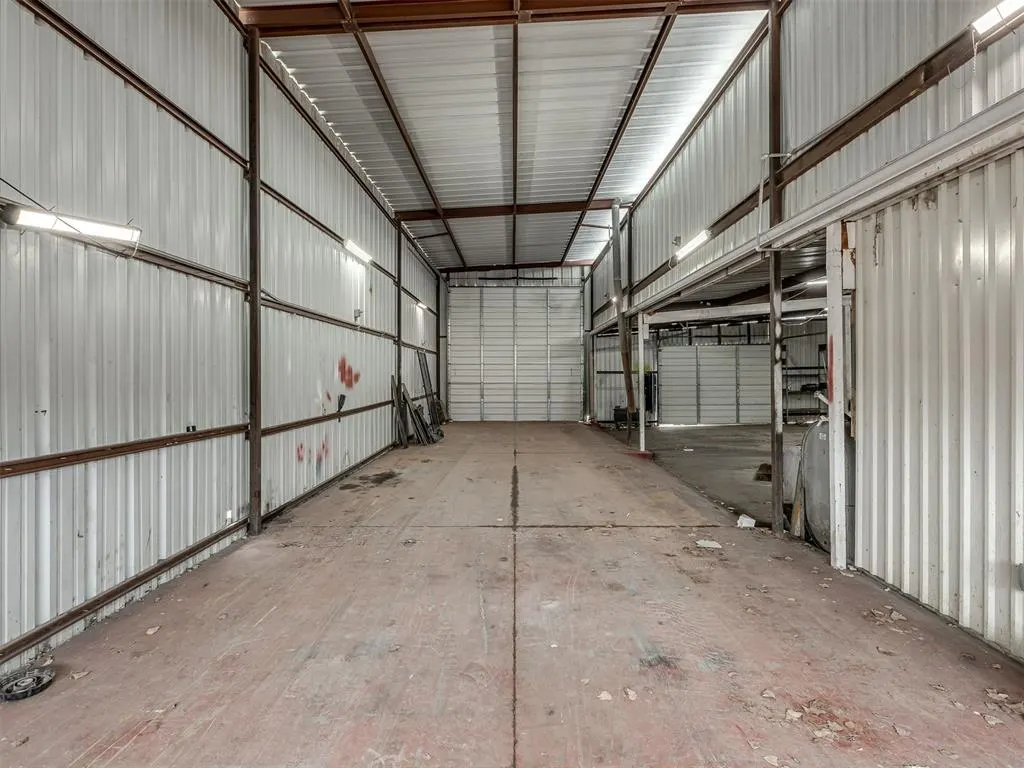 Photo 8 — 4301 S Lindsay Avenue, Oklahoma City, OK 73129