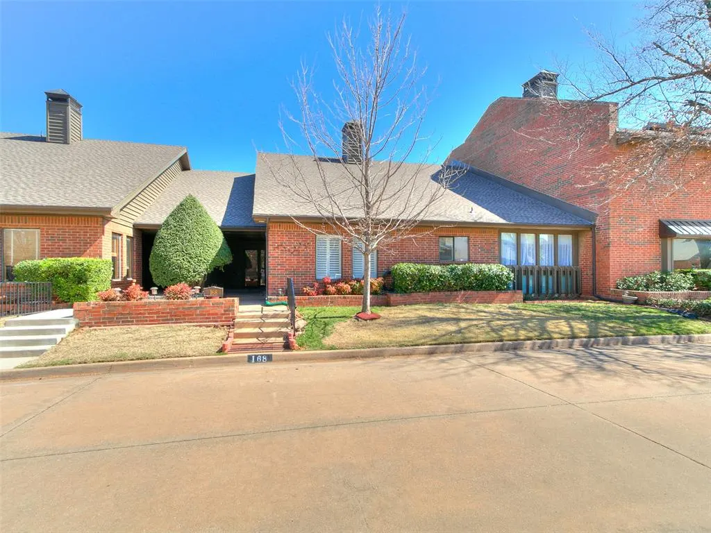 Front exterior — 11300 N Pennsylvania Avenue 168, Oklahoma City, OK 73120