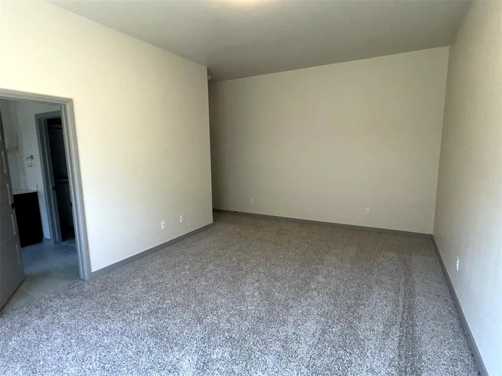 Photo 17 — 8109 NW 146th Street, Oklahoma City, OK 73142