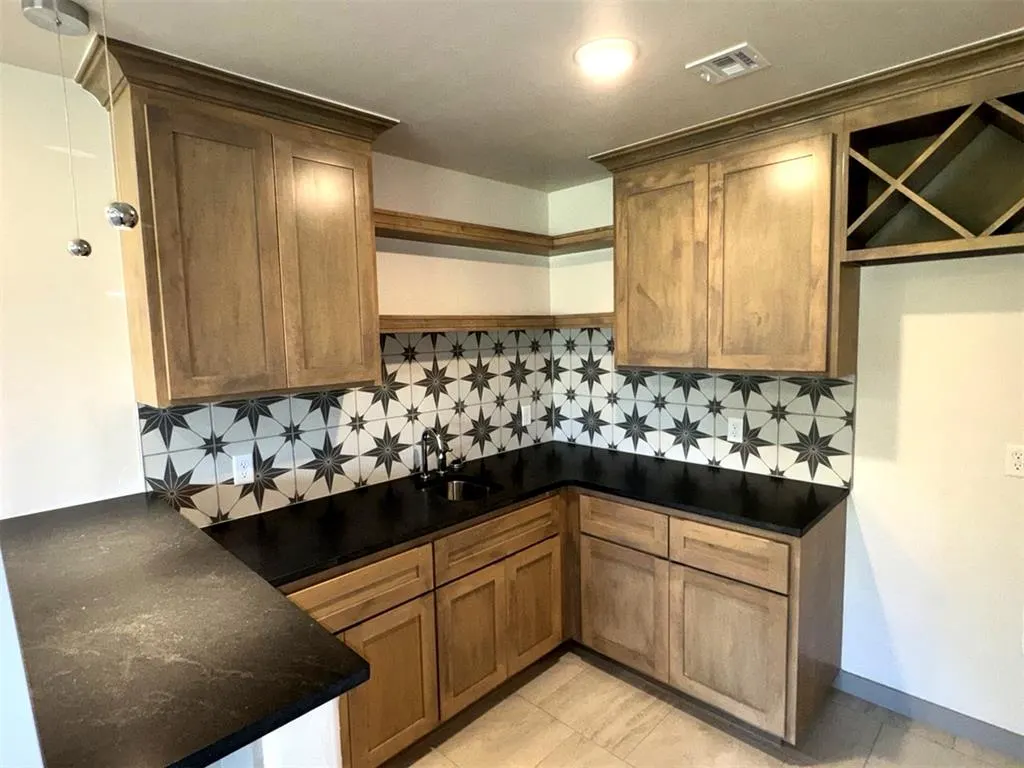 Photo 25 — 8109 NW 146th Street, Oklahoma City, OK 73142