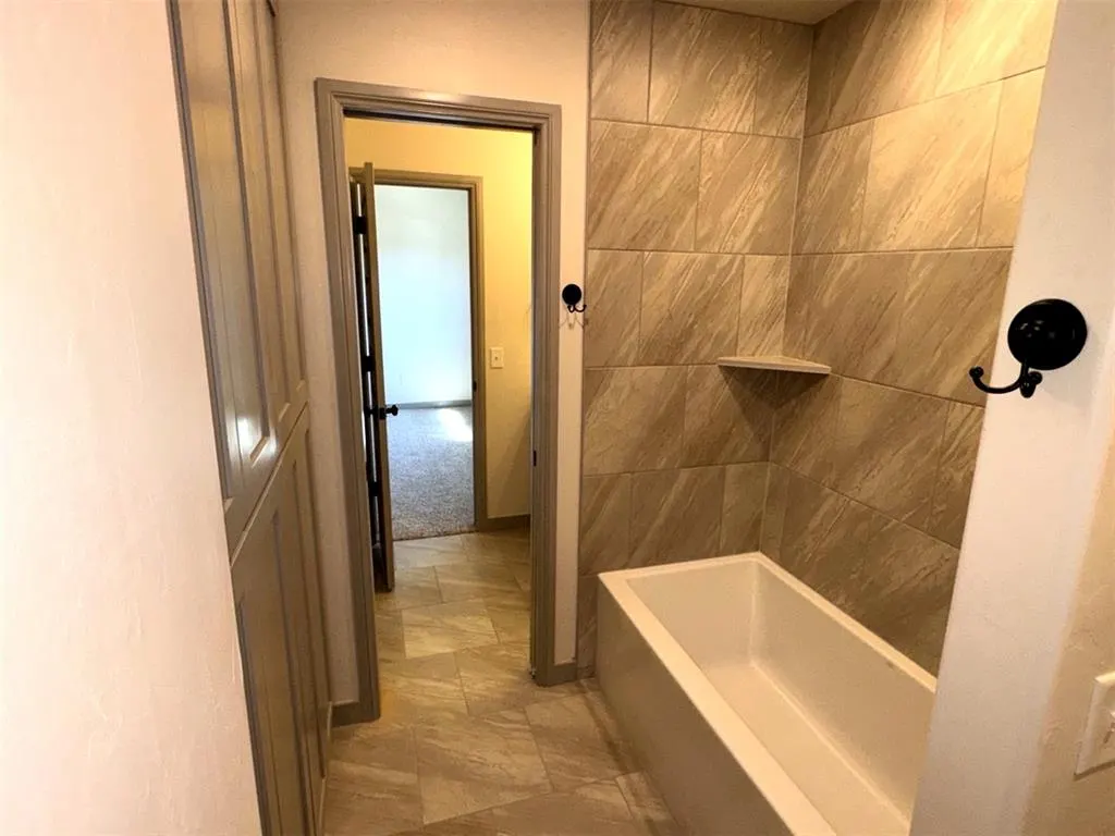 Photo 33 — 8109 NW 146th Street, Oklahoma City, OK 73142
