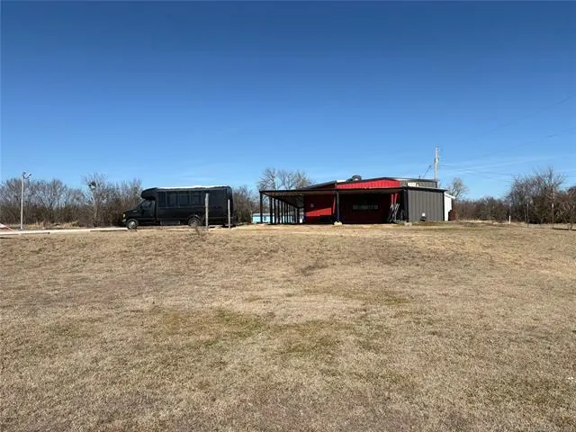 Photo 3 — 1704 E Highway 70 Highway, Kingston, OK 73439