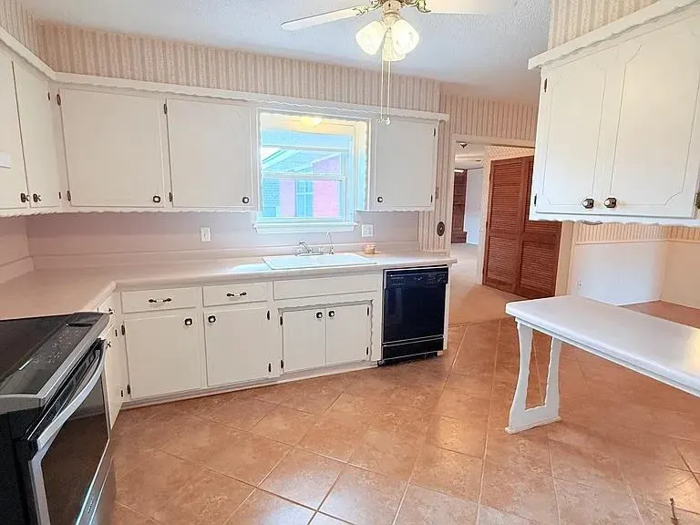 Photo 6 — 7708 S Miller Boulevard, Oklahoma City, OK 73159
