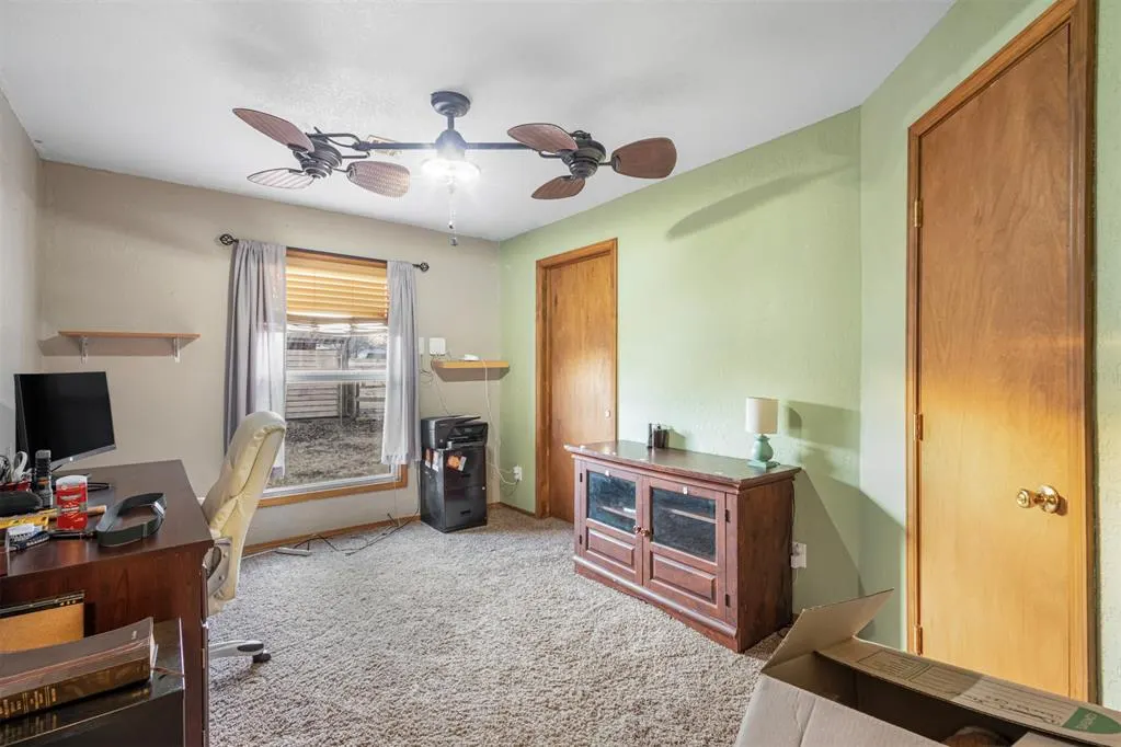 Photo 15 — 1305 W 6th Street, Elk City, OK 73644