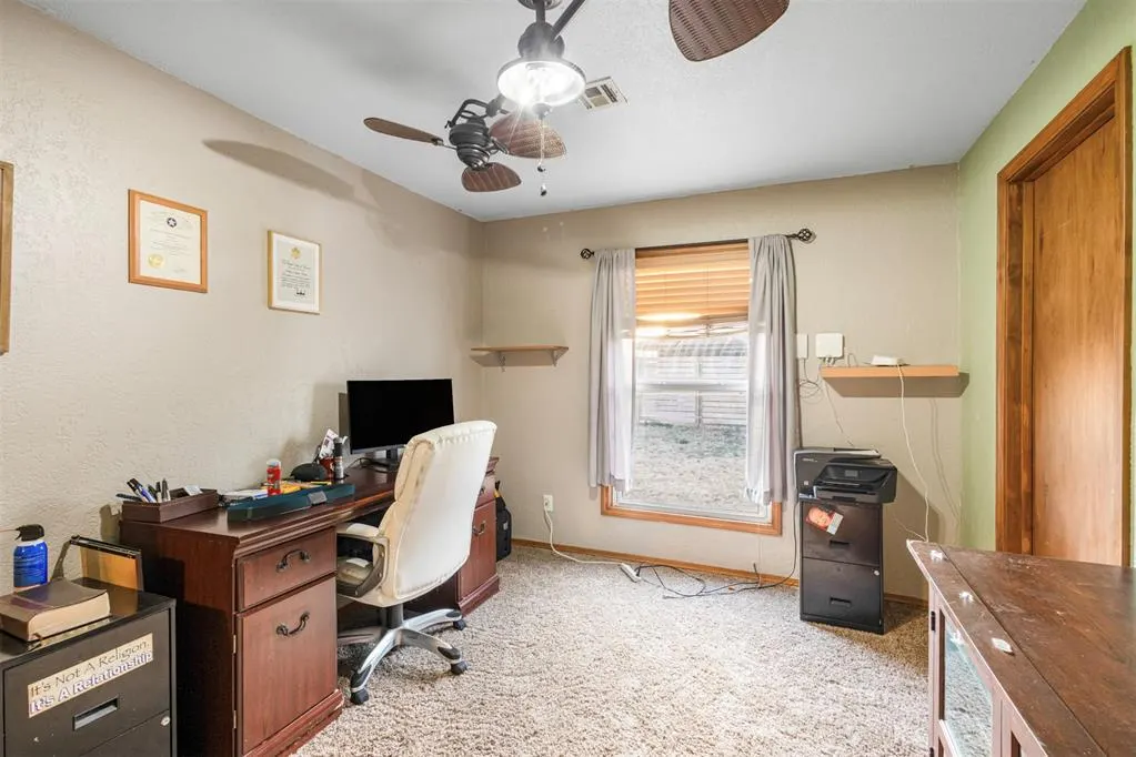 Photo 16 — 1305 W 6th Street, Elk City, OK 73644