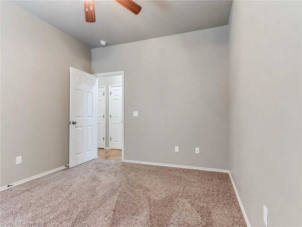 Photo 10 — 3012 Sydney Way, Chickasha, OK 73018