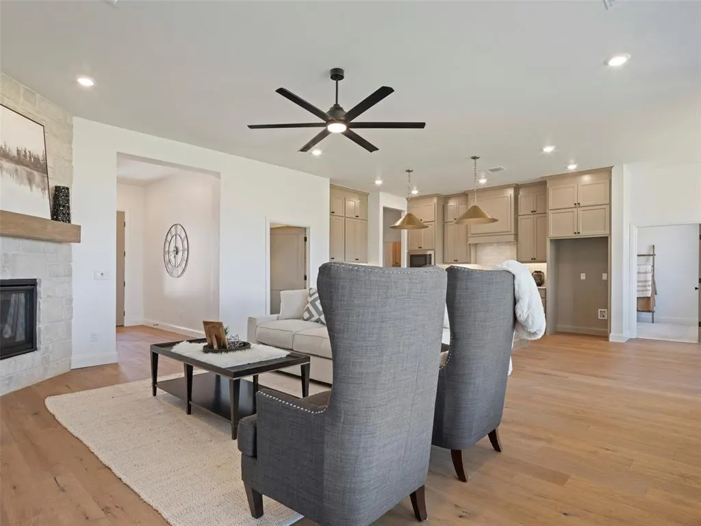 Photo 9 — 519 Explorer Trail, Norman, OK 73071