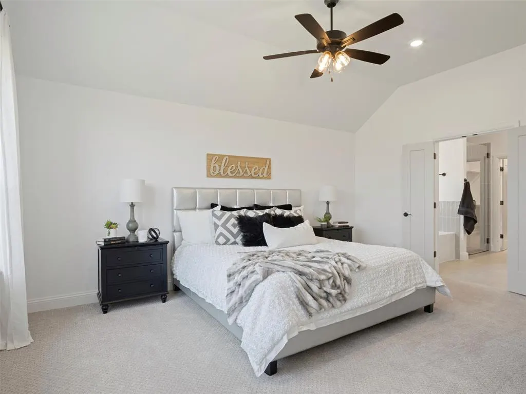 Photo 17 — 12733 NW 2nd Street, Yukon, OK 73099