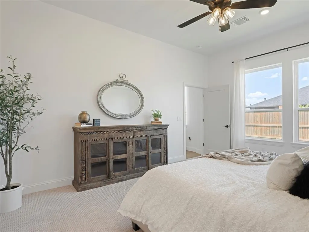 Photo 19 — 12733 NW 2nd Street, Yukon, OK 73099