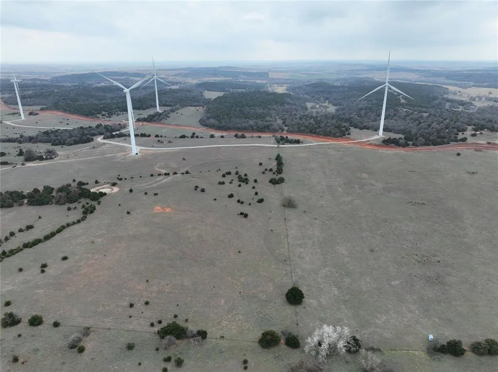 Photo 10 — 0000 County Street 2760, Minco, OK 73059