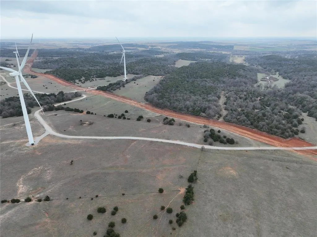 Photo 12 — 0000 County Street 2760, Minco, OK 73059