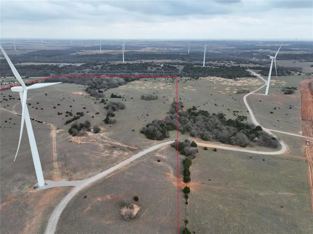 Photo 13 — 0000 County Street 2760, Minco, OK 73059