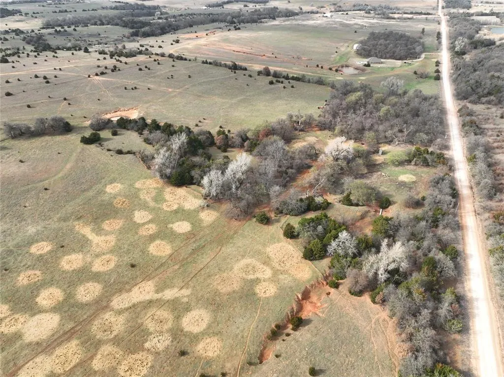 Photo 17 — 0000 County Street 2760, Minco, OK 73059