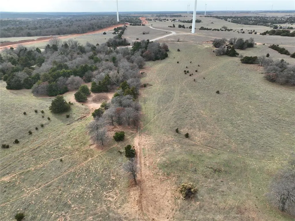 Photo 21 — 0000 County Street 2760, Minco, OK 73059