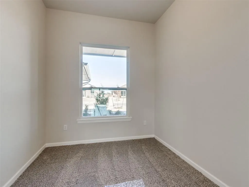 Photo 4 — 1012 SE 16th Terrace, Newcastle, OK 73065