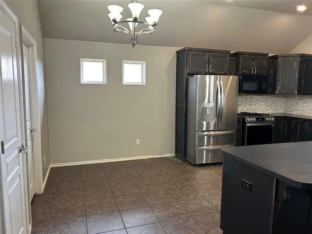 Photo 4 — 16109 Sonoma Lake Boulevard, Edmond, OK 73013