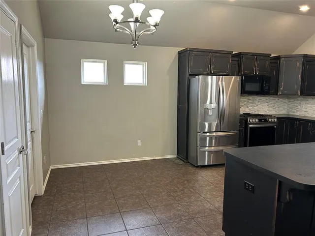 Photo 4 — 16109 Sonoma Lake Boulevard, Edmond, OK 73013