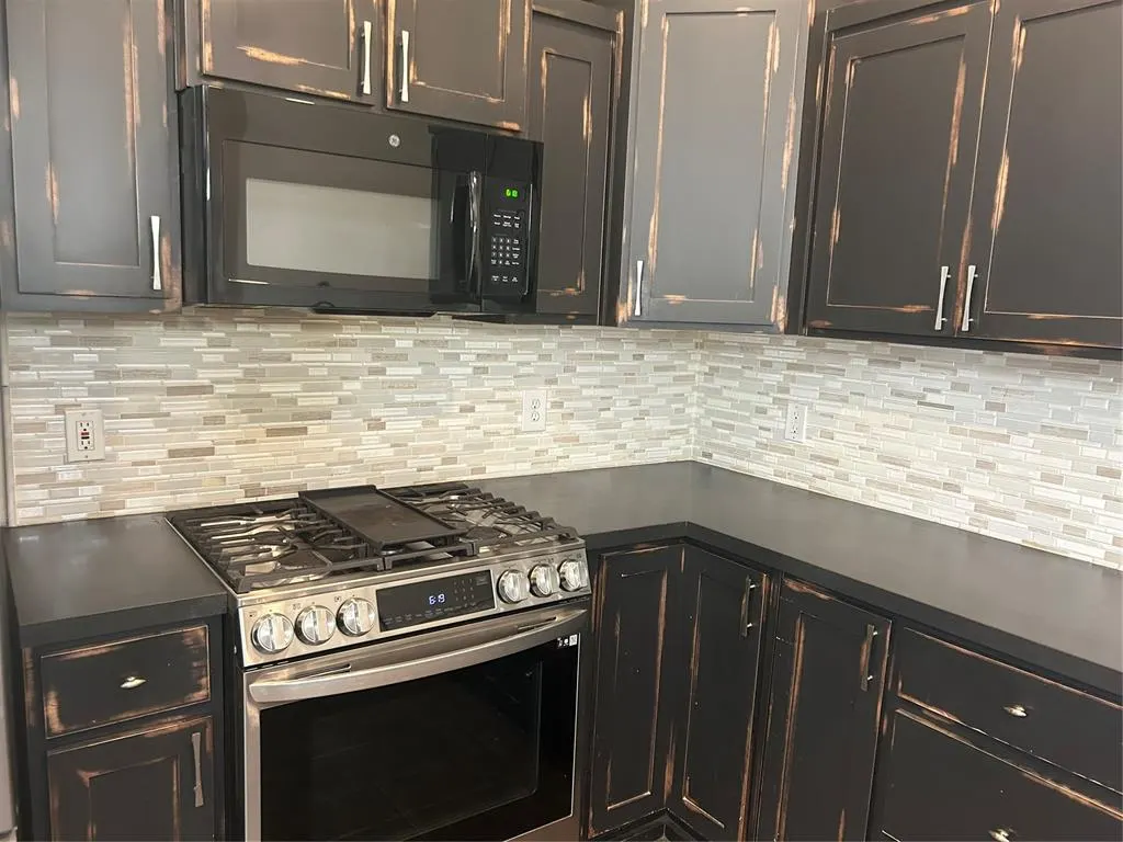 Photo 3 — 16109 Sonoma Lake Boulevard, Edmond, OK 73013