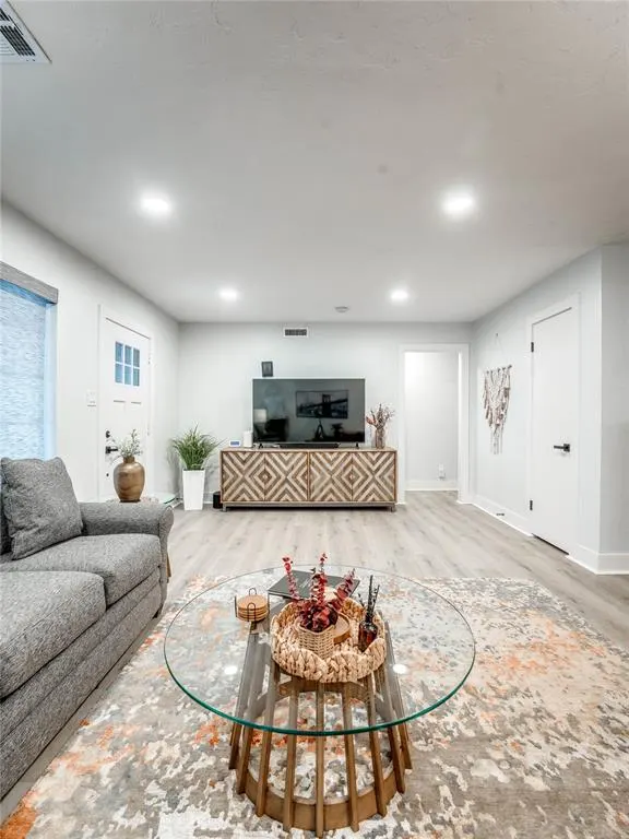 Photo 24 — 1710 Westminster Place, Oklahoma City, OK 73120