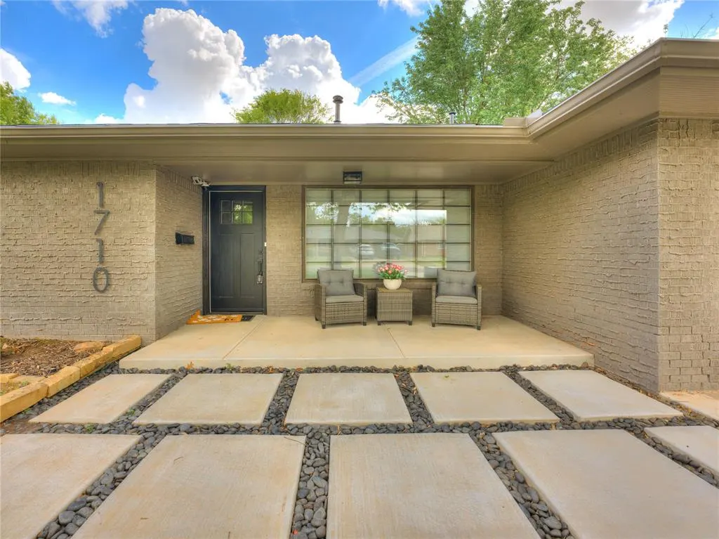 Photo 7 — 1710 Westminster Place, Oklahoma City, OK 73120