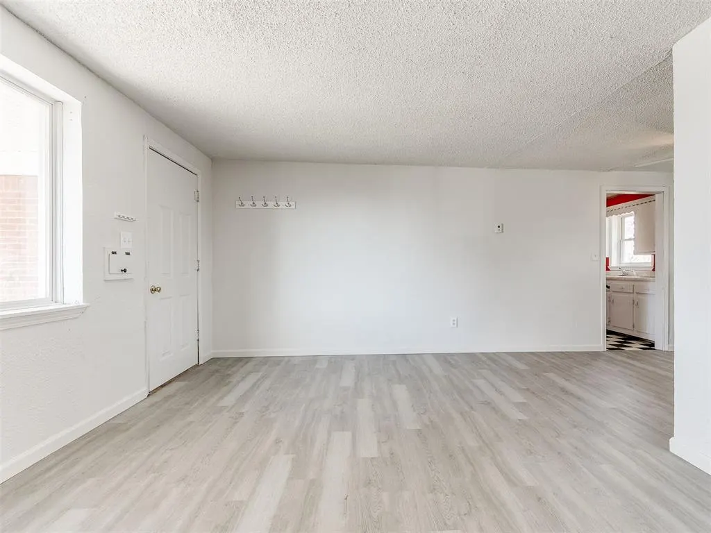 Photo 14 — 1104 Stansell Drive, Midwest City, OK 73110