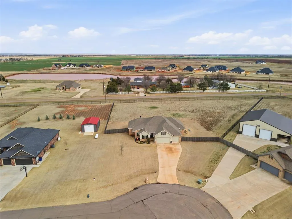 Photo 37 — 29937 Jade Street, Cashion, OK 73016