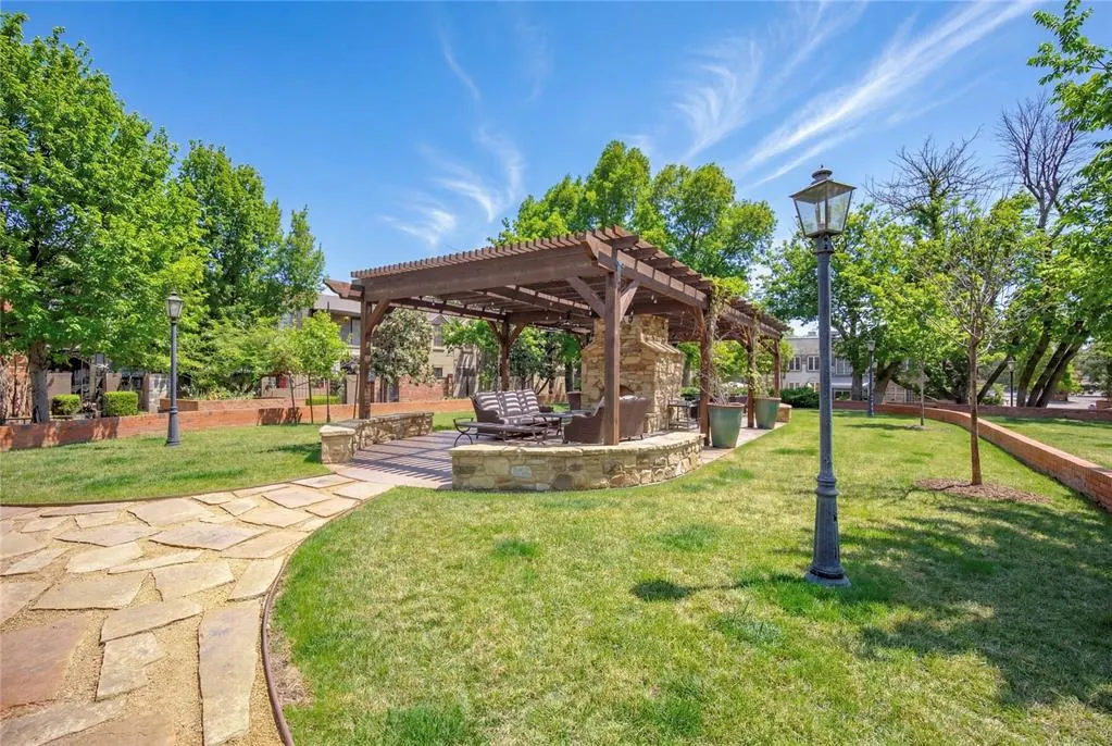 Photo 27 — 6456 Brandywine Lane, Oklahoma City, OK 73116